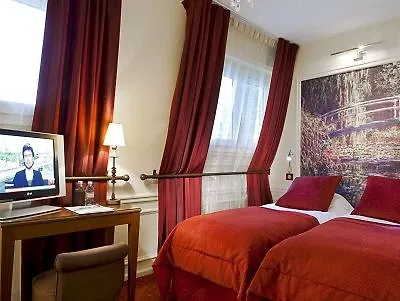 Timhotel Tour Montparnasse Paris 3*,