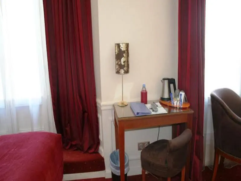 Timhotel Tour Montparnasse Paris 3*,  France